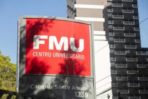 FMU 4 min a pé FMU 4 min a pé