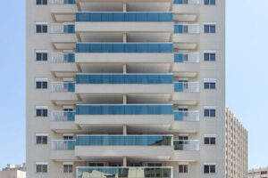 NISS-GENUINE-FACHADA